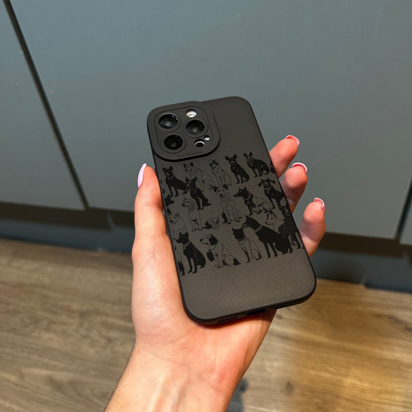 Dog Phone Case for iPhone 15 14 13 12 11 11 Pro Max Mini 7 8 XR XS X Shockproof Phone Cover with Customised Name and Cute Dogs