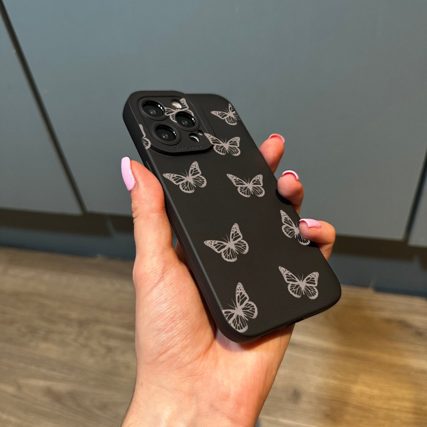 Cute Butterfly Phone Case for iPhone 15 14 13 12 11 11 Pro Max Mini 7 8 XR XS X Shockproof Phone Cover with Customised Name