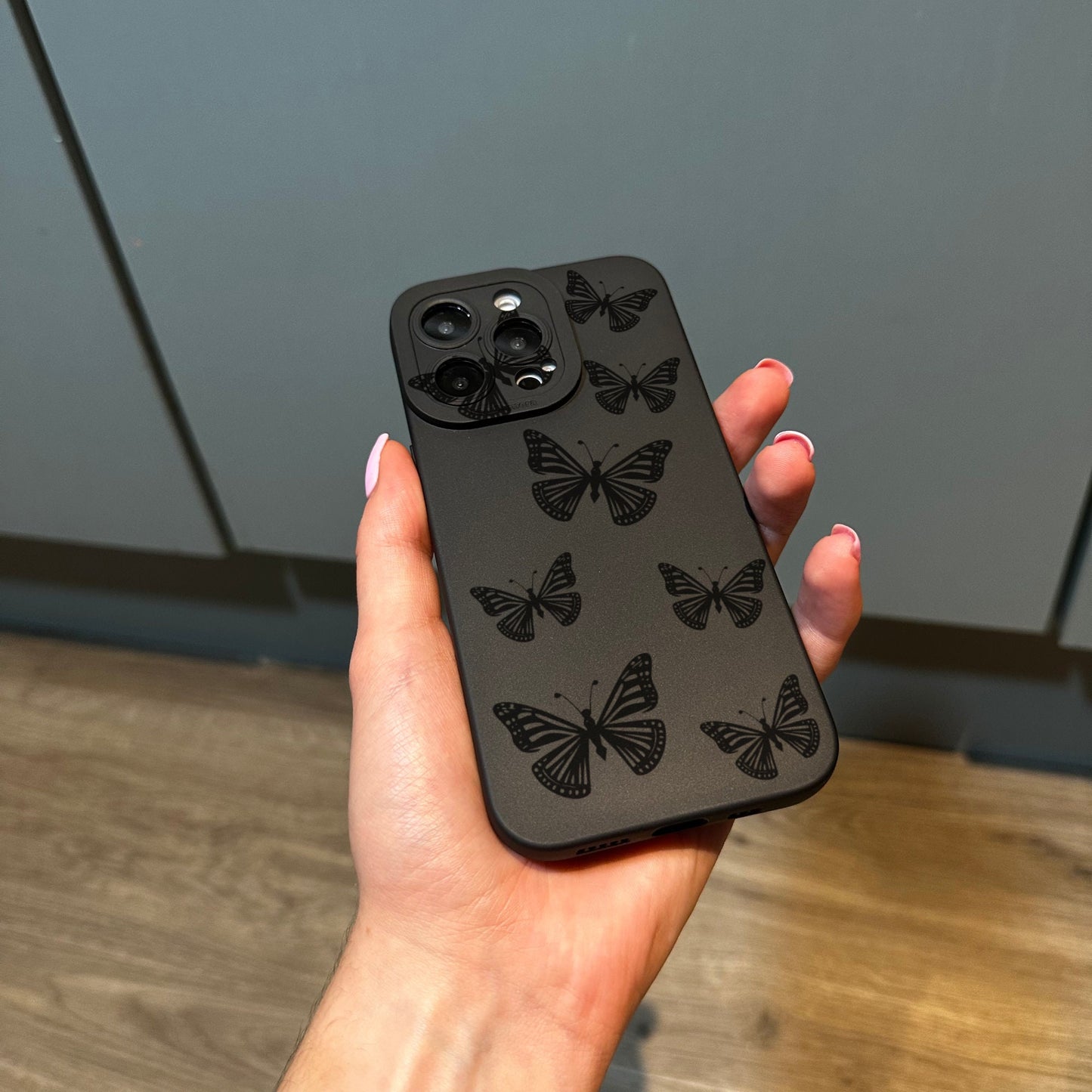 Cute Butterfly Phone Case for iPhone 15 14 13 12 11 11 Pro Max Mini 7 8 XR XS X Shockproof Phone Cover with Customised Name