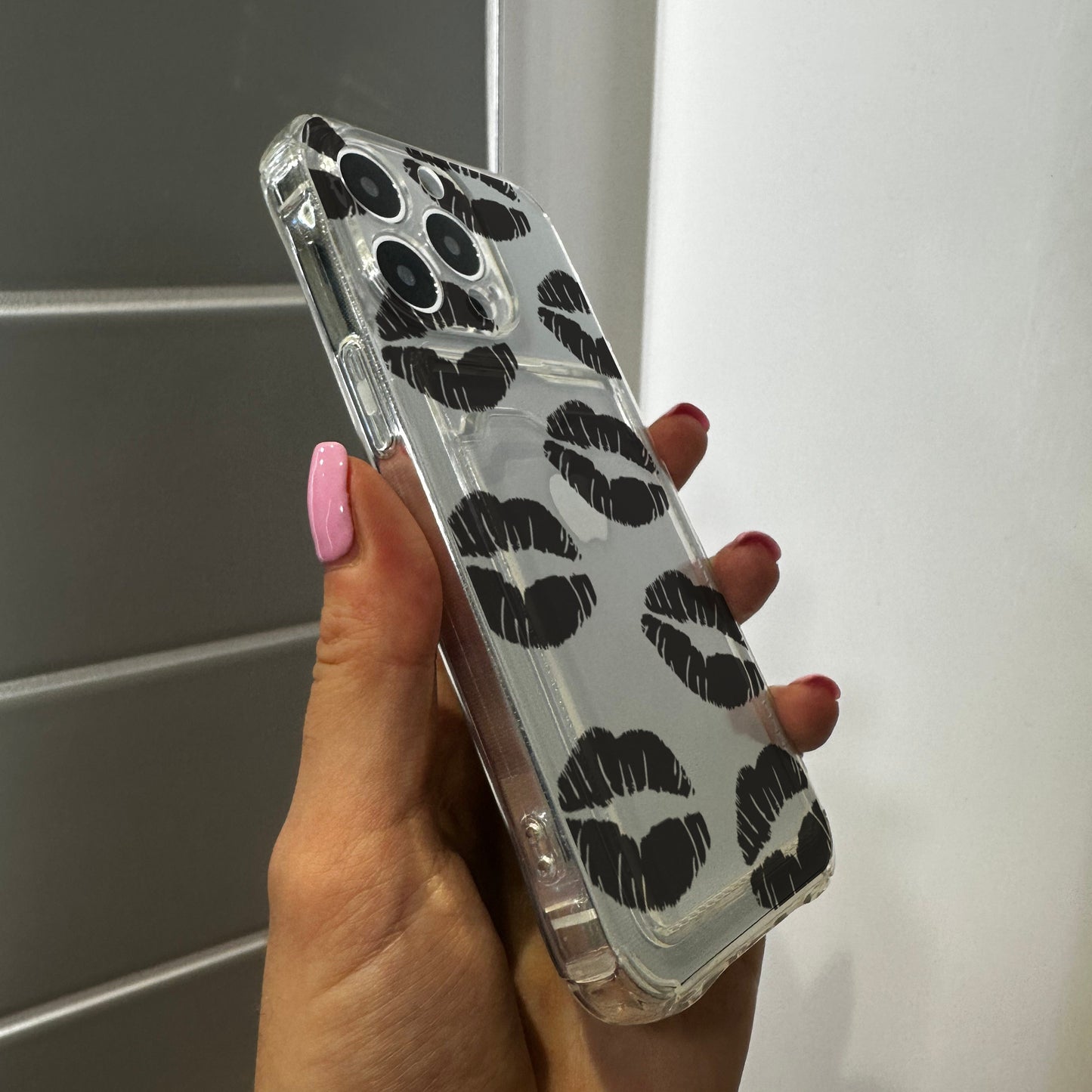 Lip Kiss Card Holder Phone Case for iPhone 17 16 15 14 13 12 11 11 Pro Max Mini 7 8 XR XS X Wallet Shockproof Phone Cover with Custom Name