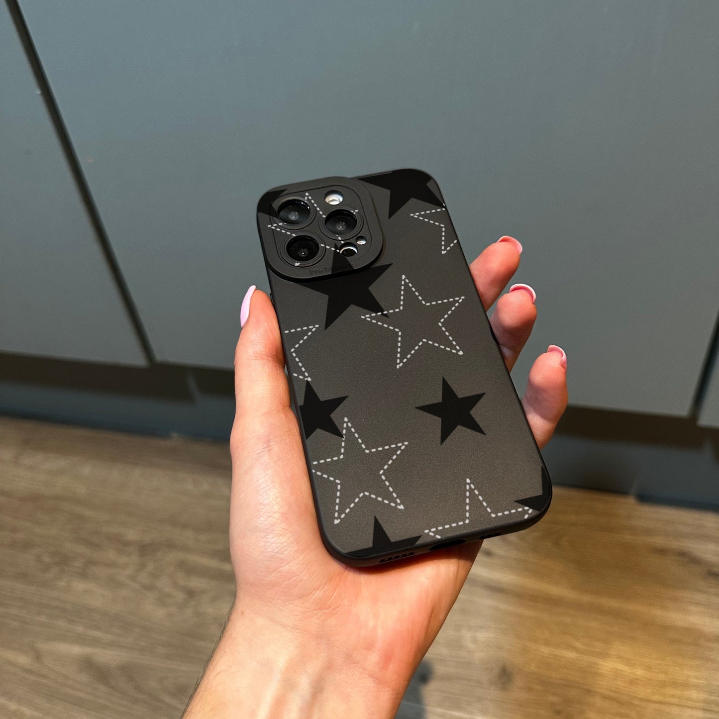 Star Pattern Black Phone Case for iPhone 15 14 13 12 11 11 Pro Max Mini 7 8 XR XS X Shockproof Phone Cover with Customised Name