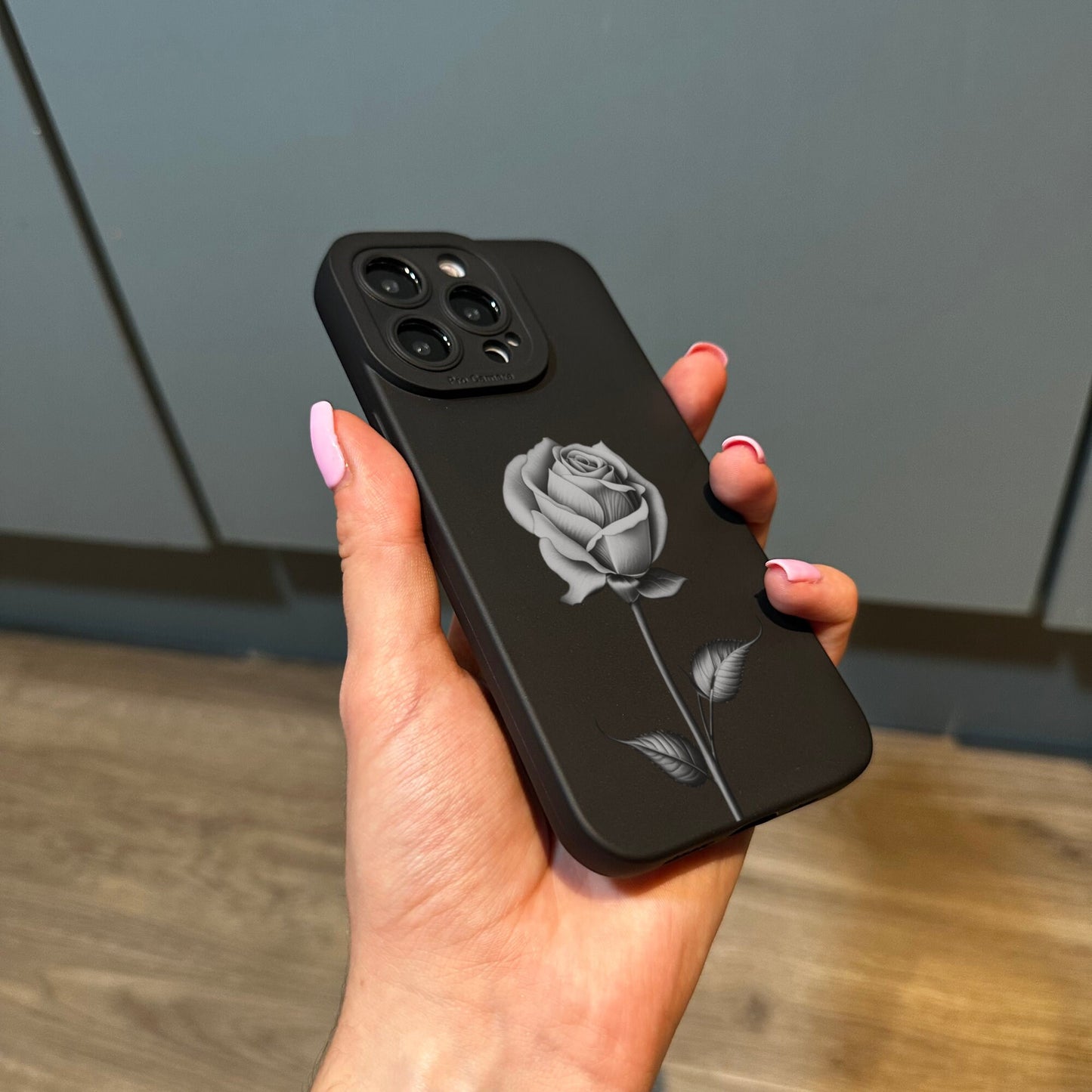 White Rose Floral Phone Case for iPhone 17 16 15 14 13 12 11 11 Pro Max Mini 7 8 XR XS X Shockproof Phone Cover with Customised Name