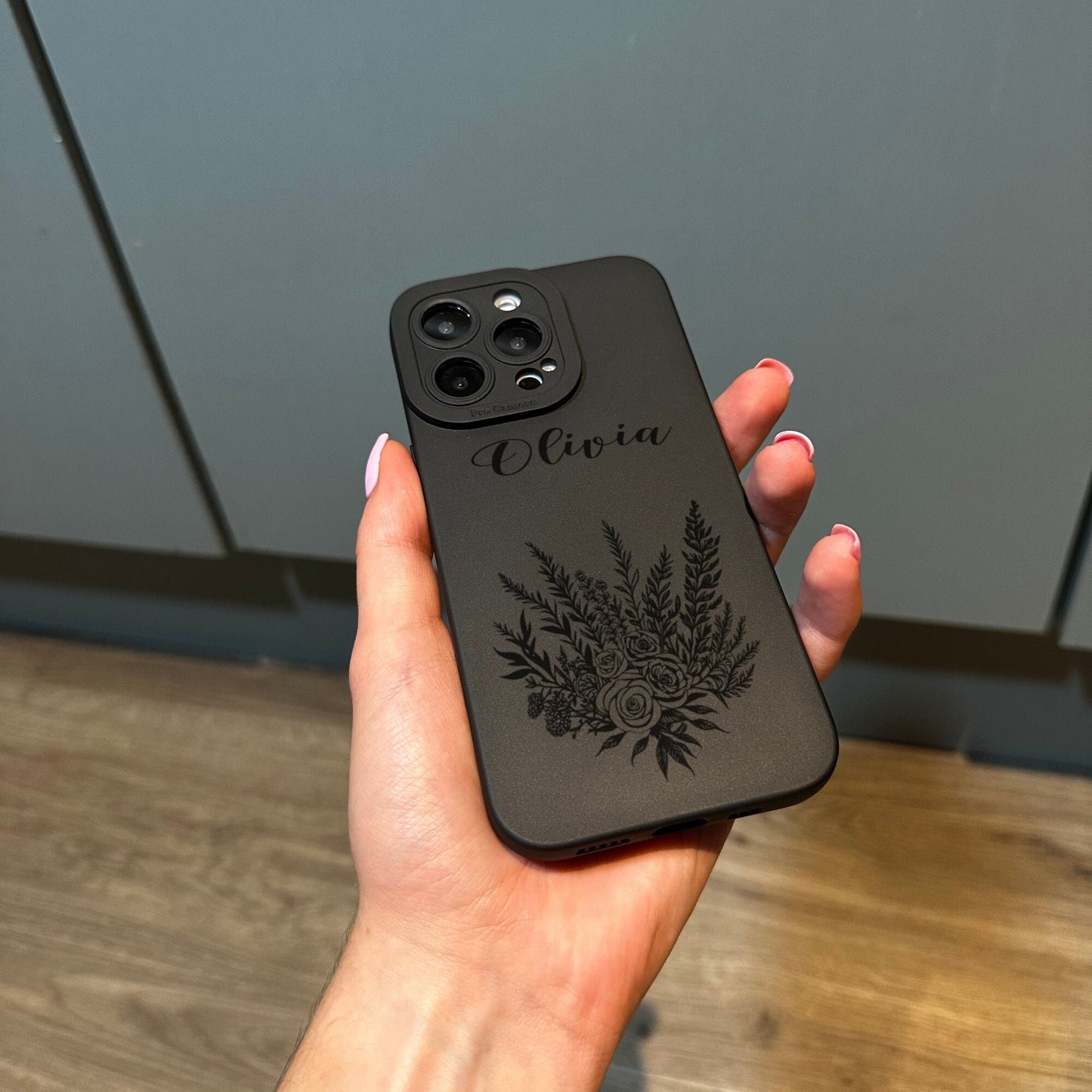 Personalised Name Phone Case with Floral Print for iPhone 15 14 13 12 11 11 Pro Max Mini 7 8 XR XS X Shockproof Phone Cover with Custom Name