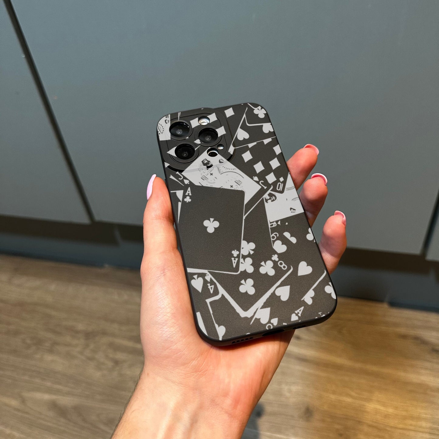 Playing Card Phone Case for iPhone 17 16 15 14 13 12 11 11 Pro Max Mini 7 8 XR XS X Shockproof Phone Cover with Customised Name and Ace Card