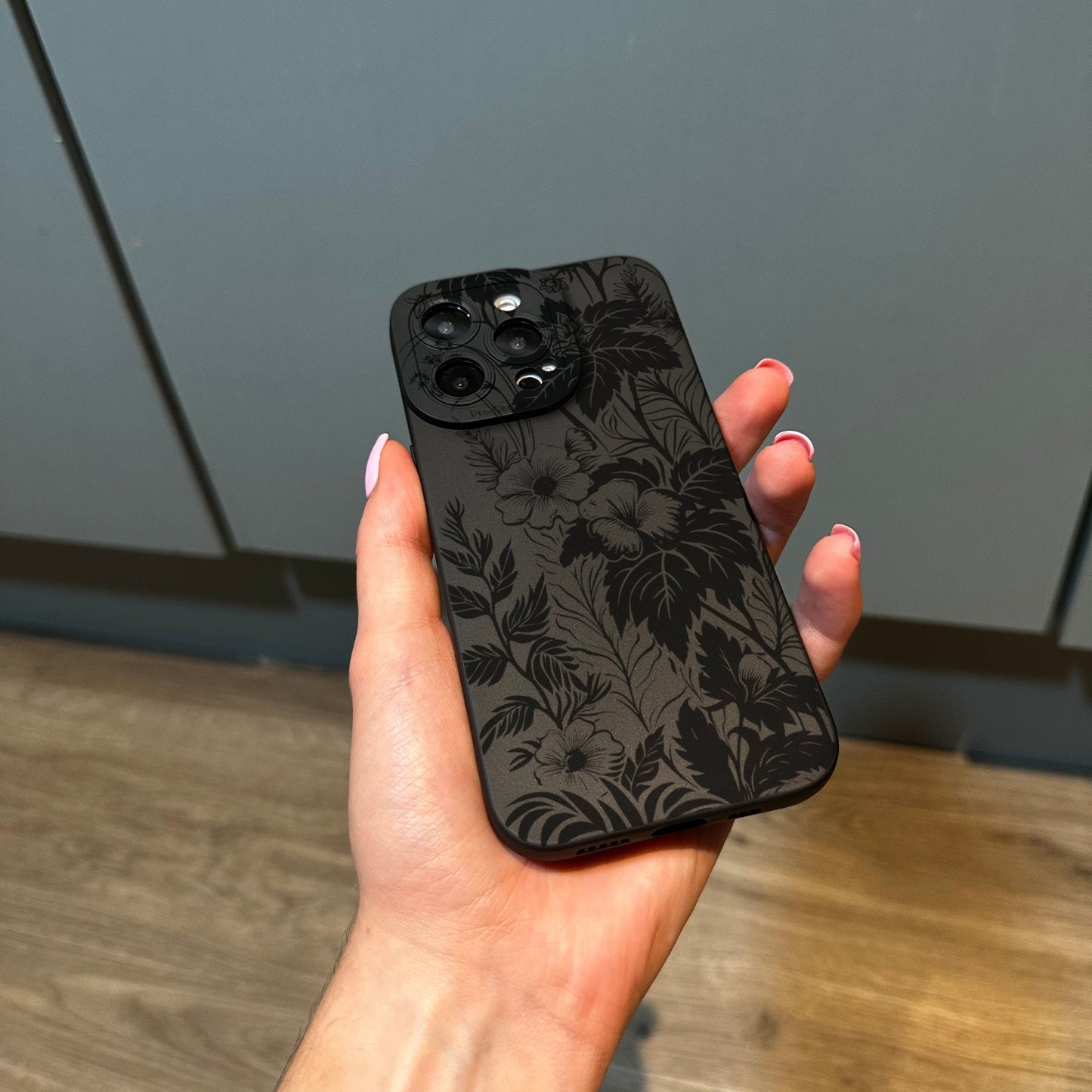 Floral Cute Phone Case for iPhone 17 16 15 14 13 12 11 11 Pro Max Mini 7 8 XR XS X Shockproof Phone Cover with Customised Name