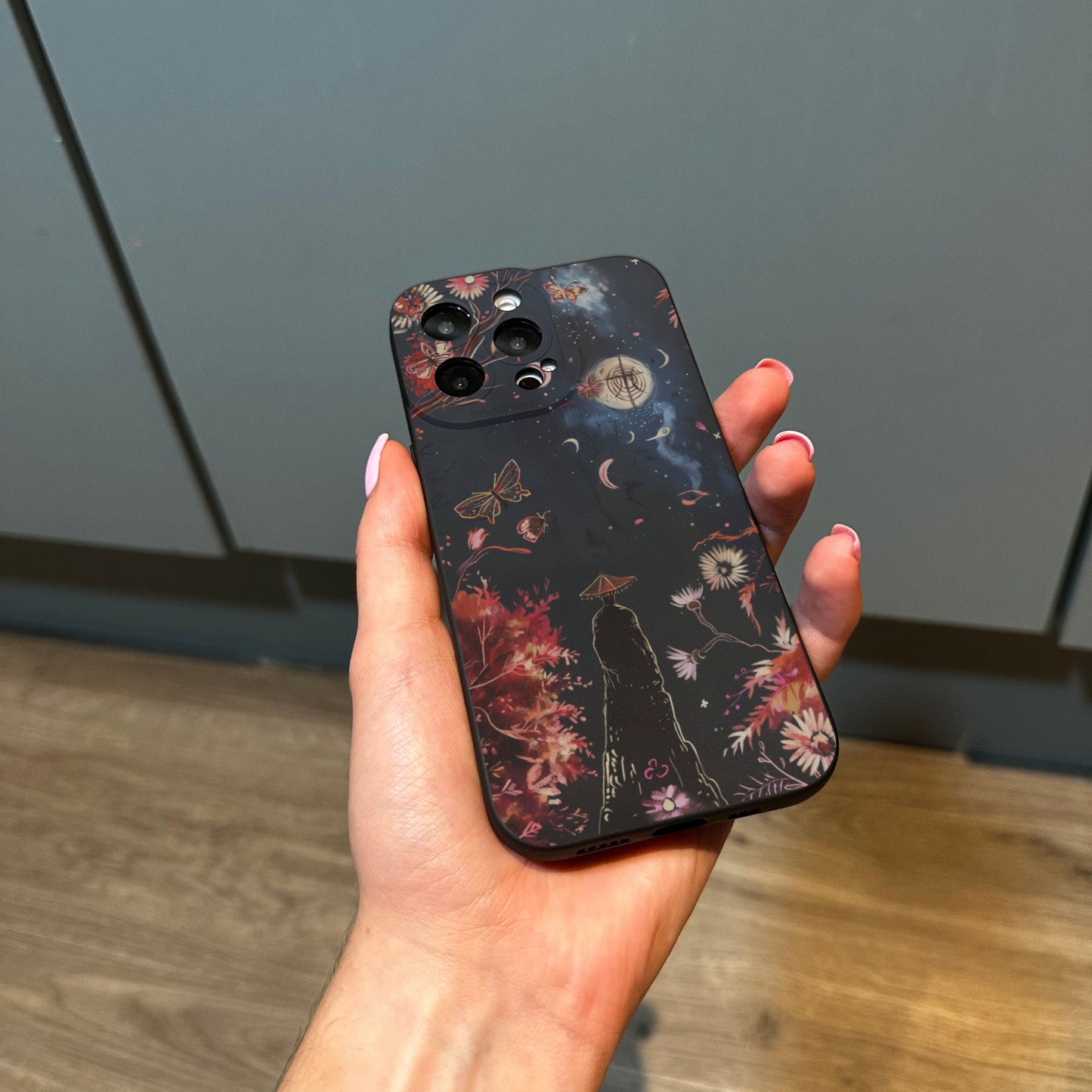 Floral Butterfly Star Phone Case for iPhone 15 14 13 12 11 11 Pro Max Mini 7 8 XR XS X Shockproof Phone Cover with Customised Name