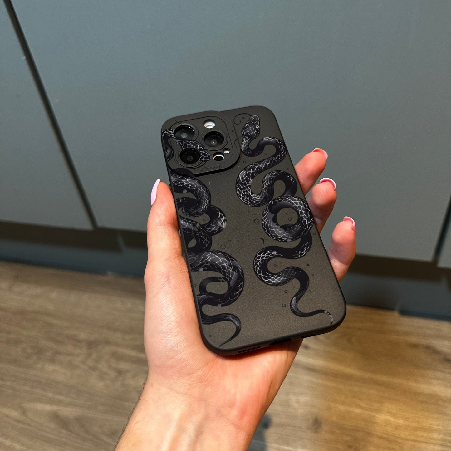 Black Snake Print Phone Case for iPhone 17 16 15 14 13 12 11 11 Pro Max Mini 7 8 XR XS X Shockproof Phone Cover with Customised Name