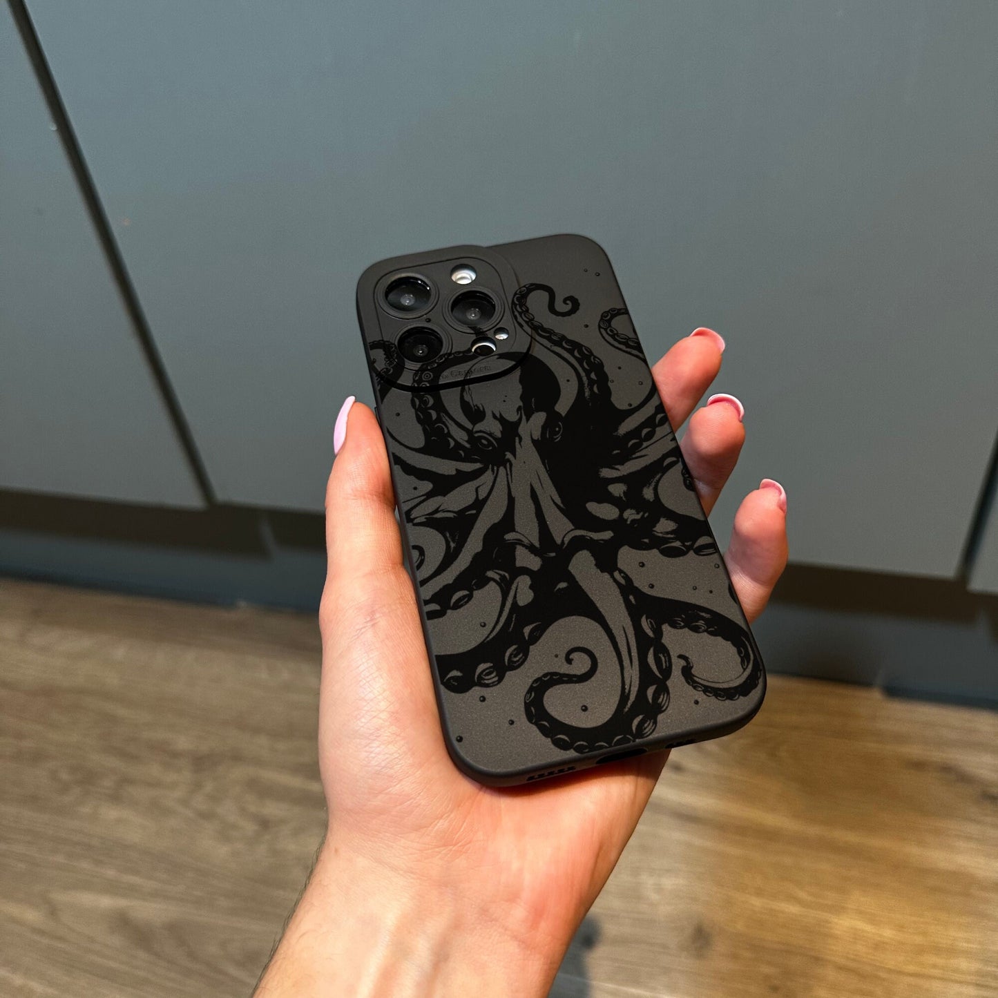 Black Octopus Print Phone Case for iPhone 17 16 15 14 13 12 11 11 Pro Max Mini 7 8 XR XS X Shockproof Phone Cover with Customised Name