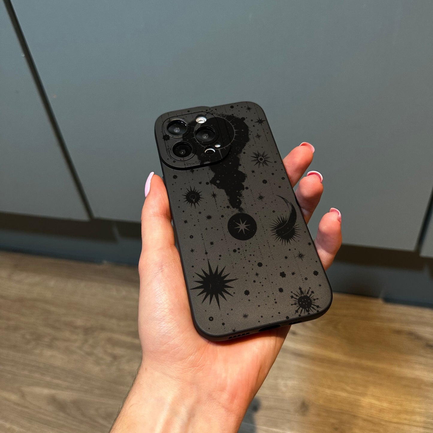 Black Celestial Star Phone Case for iPhone 15 14 13 12 11 11 Pro Max Mini 7 8 XR XS X Shockproof Phone Cover with Customised Name