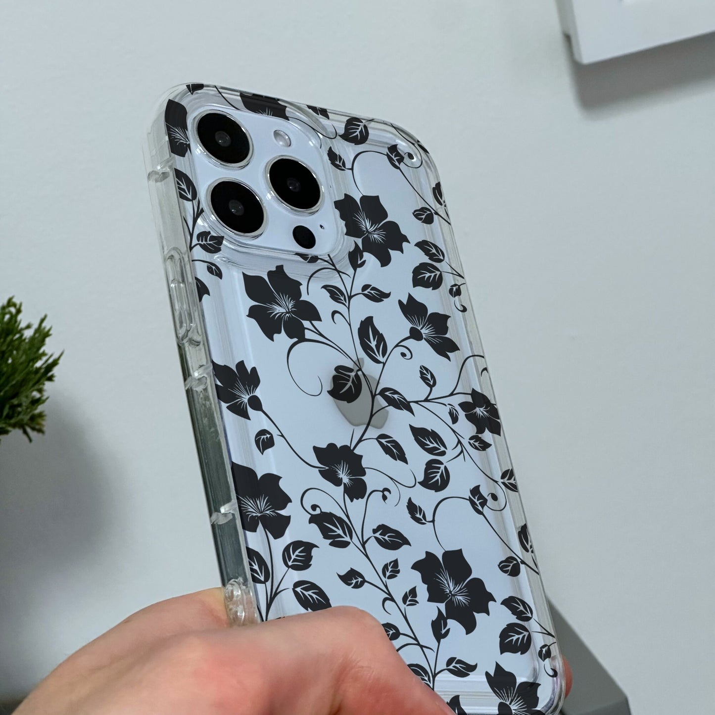 Floral Pattern Print Clear Phone Case for iPhone 15 14 13 12 11 11 Pro Max Mini 7 8 XR XS X Shockproof Silicone Phone Cover with Custom Name