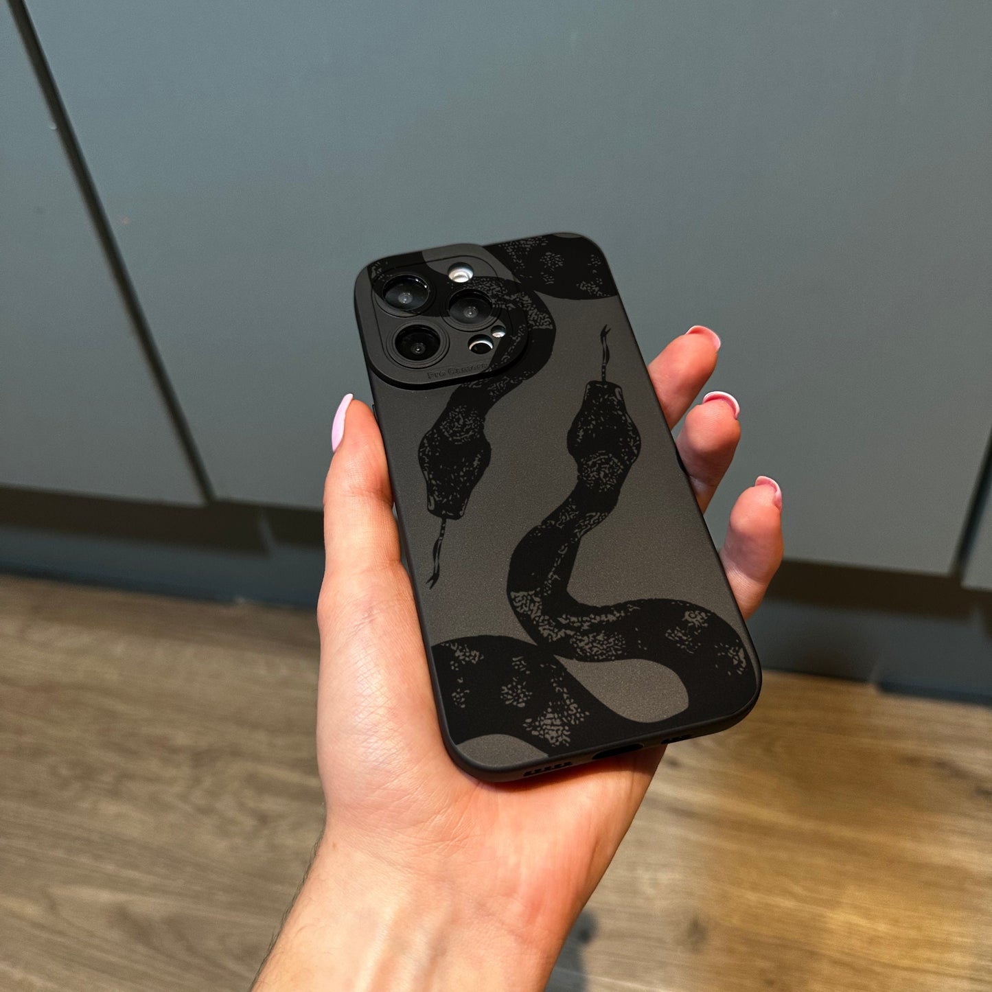 Black Snake Print Phone Case for iPhone 15 14 13 12 11 11 Pro Max Mini 7 8 XR XS X Shockproof Phone Cover with Customised Name