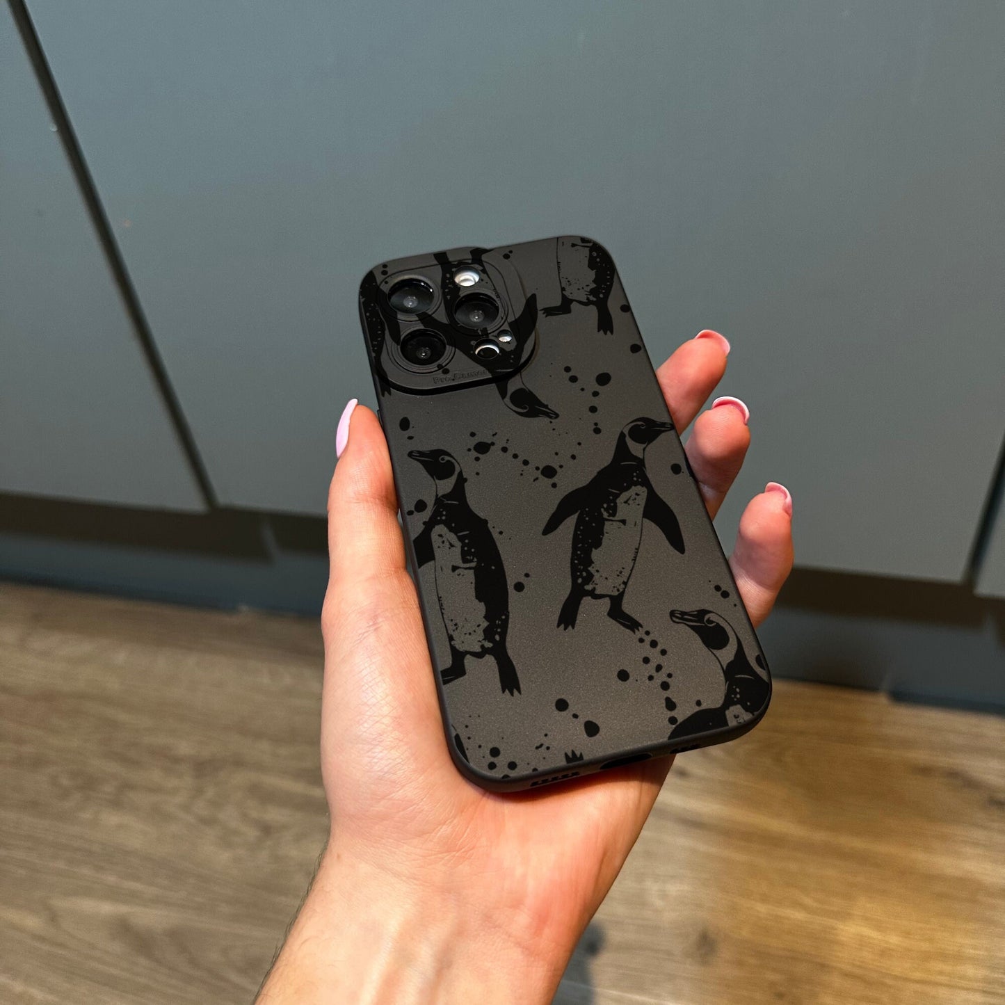 Black Penguin Print Phone Case for iPhone 15 14 13 12 11 11 Pro Max Mini 7 8 XR XS X Shockproof Phone Cover with Customised Name