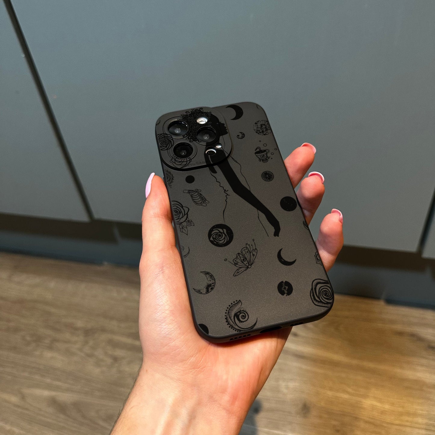 Black Girl Doodle Print Phone Case for iPhone 15 14 13 12 11 11 Pro Max Mini 7 8 XR XS X Shockproof Phone Cover with Customised Name