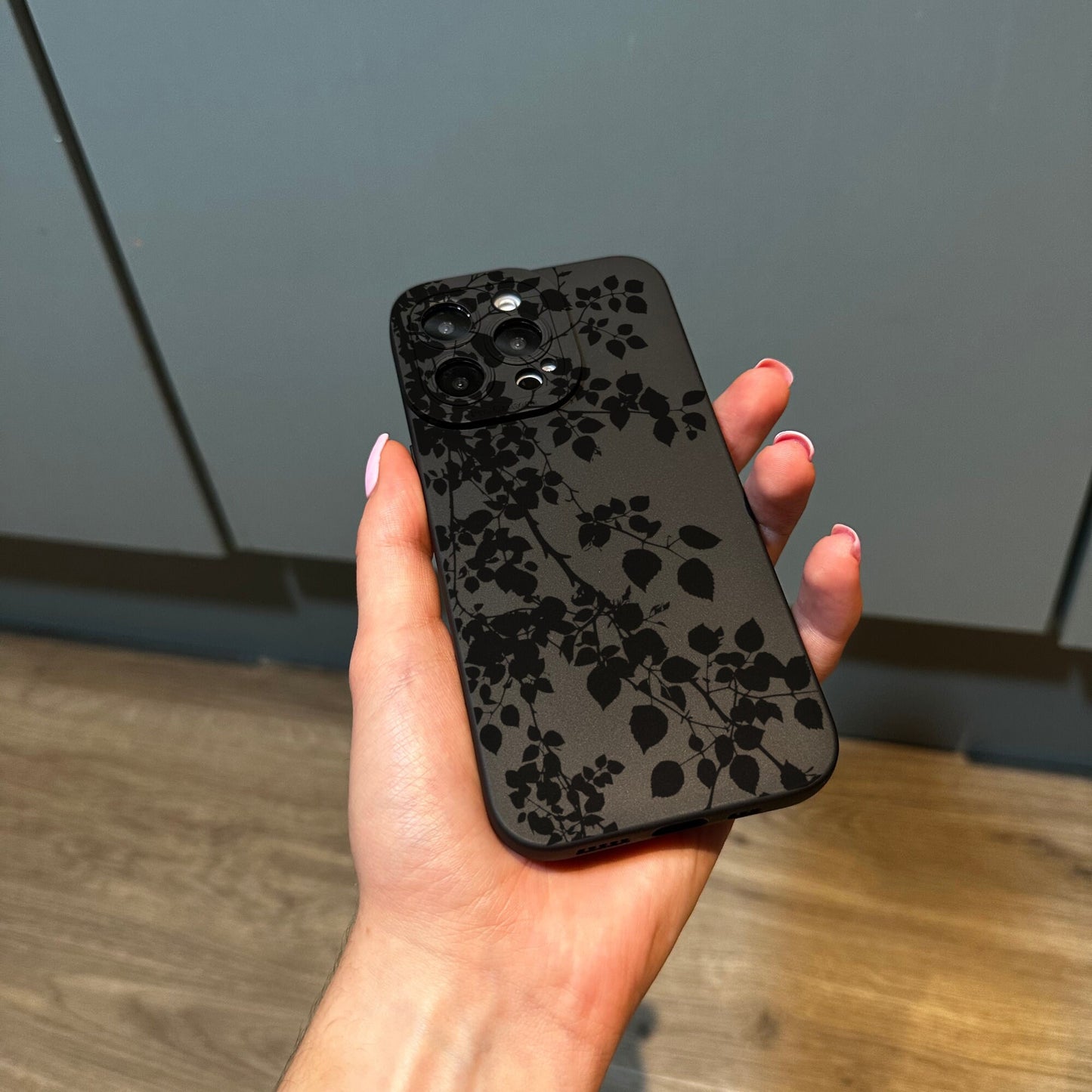 Black Tree Leaves Print Phone Case for iPhone 17 16 15 14 13 12 11 11 Pro Max Mini 7 8 XR XS X Shockproof Phone Cover with Customised Name