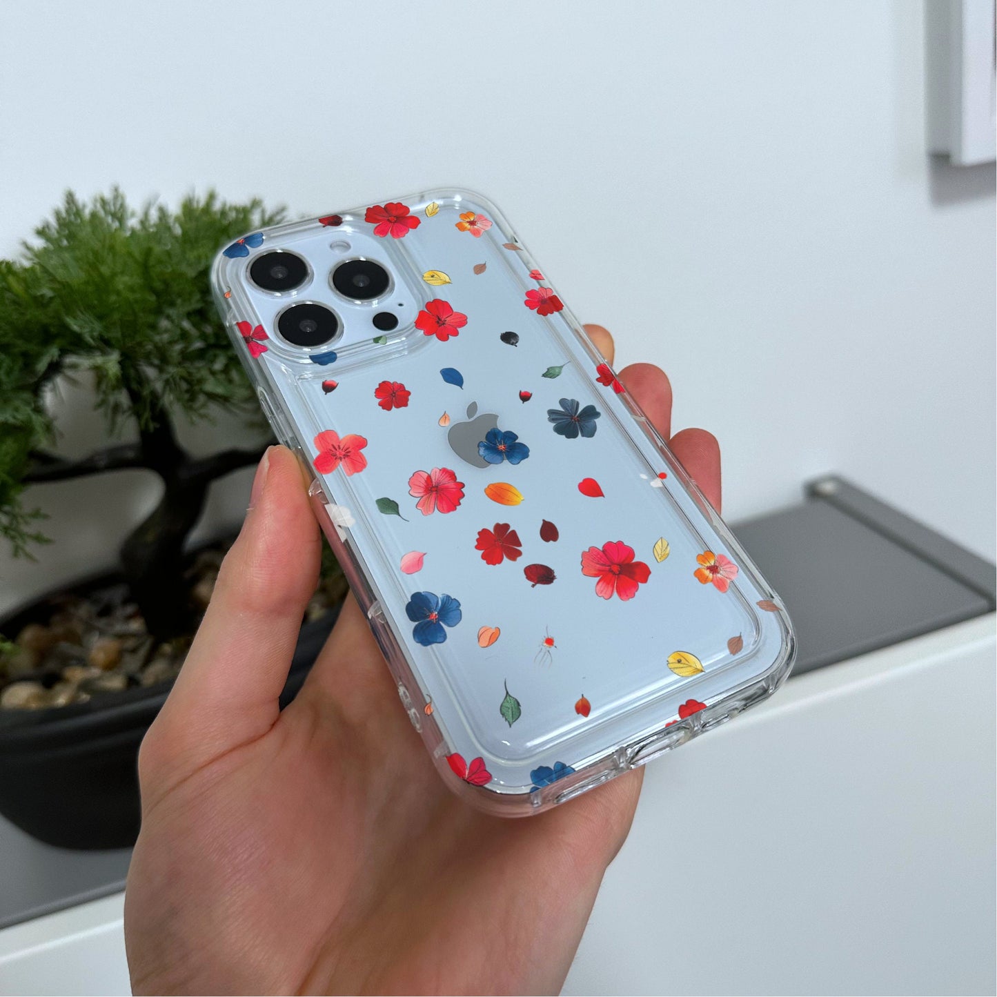 Flower Petal Print Clear Phone Case for iPhone 15 14 13 12 11 11 Pro Max Mini 7 8 XR XS Shockproof Silicone Phone Cover with Custom Name