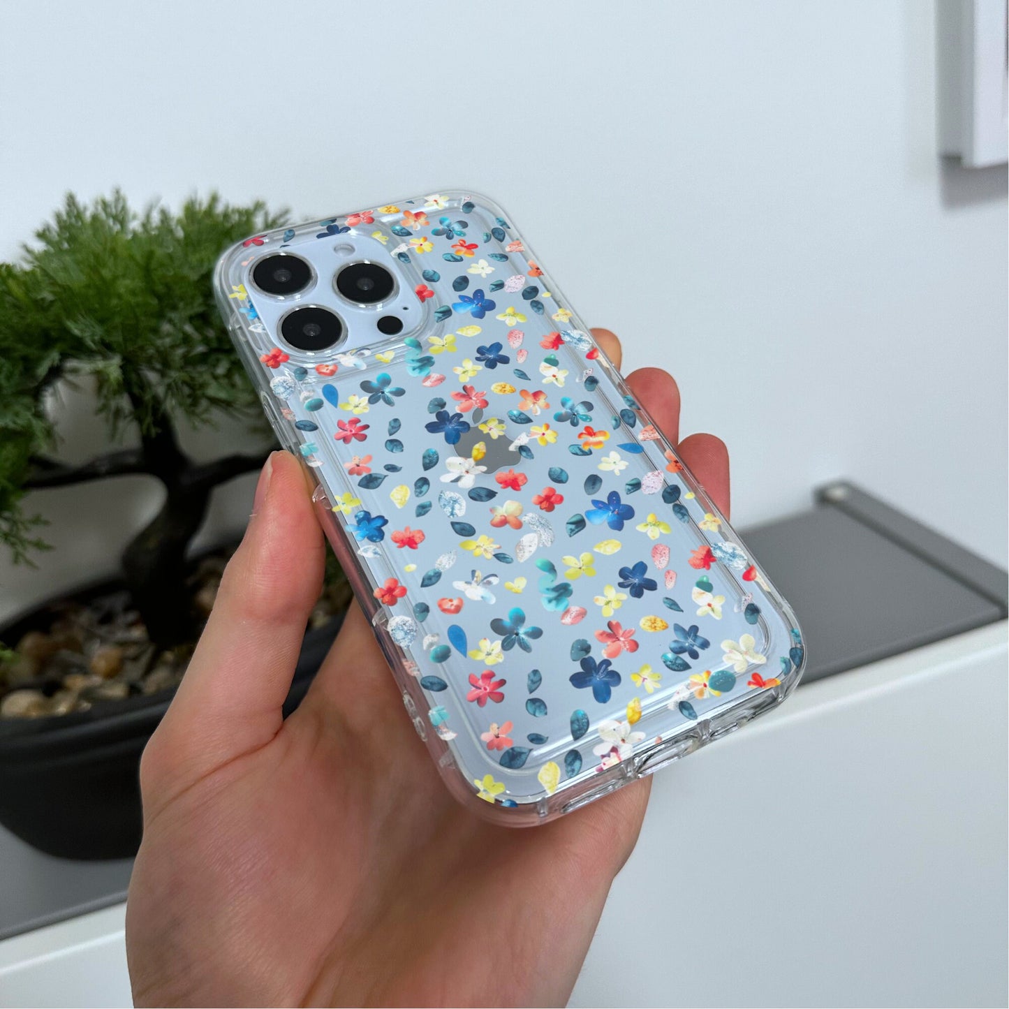 Dainty Flower Petal Clear Phone Case for iPhone 15 14 13 12 11 11 Pro Max Mini 7 8 XR XS X Shockproof Silicone Phone Cover with Custom Name