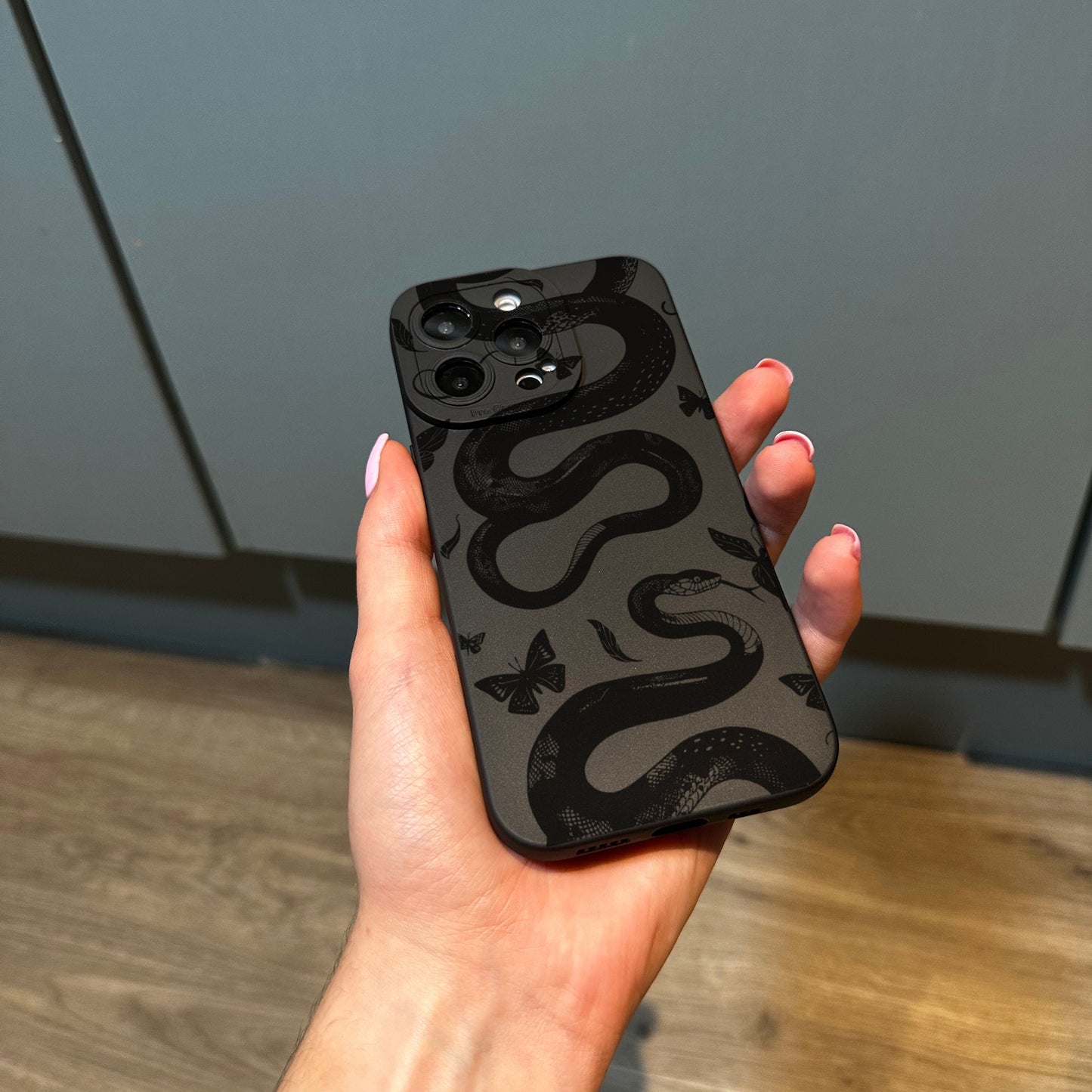 Snake Butterfly Print Phone Case for iPhone 15 14 13 12 11 11 Pro Max Mini 7 8 XR XS X Shockproof Phone Cover with Customised Name