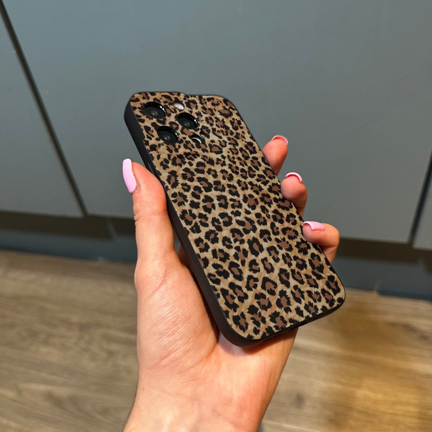 Cheetah Leopard Print Black Phone Case for iPhone 17 16 15 14 13 12 11 Pro Max Mini 7 8 XR XS X Shockproof Phone Cover with Customised Name