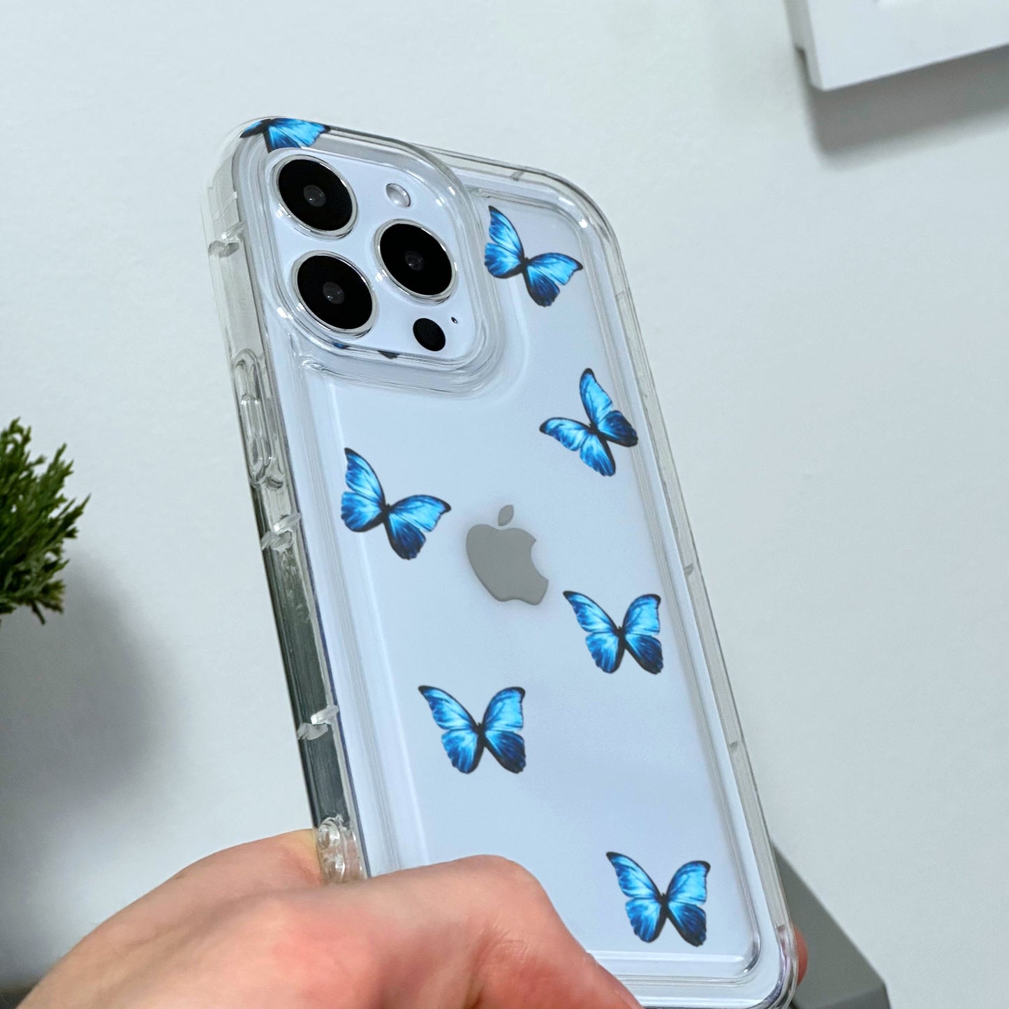 Butterfly Pattern Clear Phone Case for iPhone 15 14 13 12 11 11 Pro Max Mini 7 8 XR XS X Shockproof Silicone Phone Cover With Custom Name