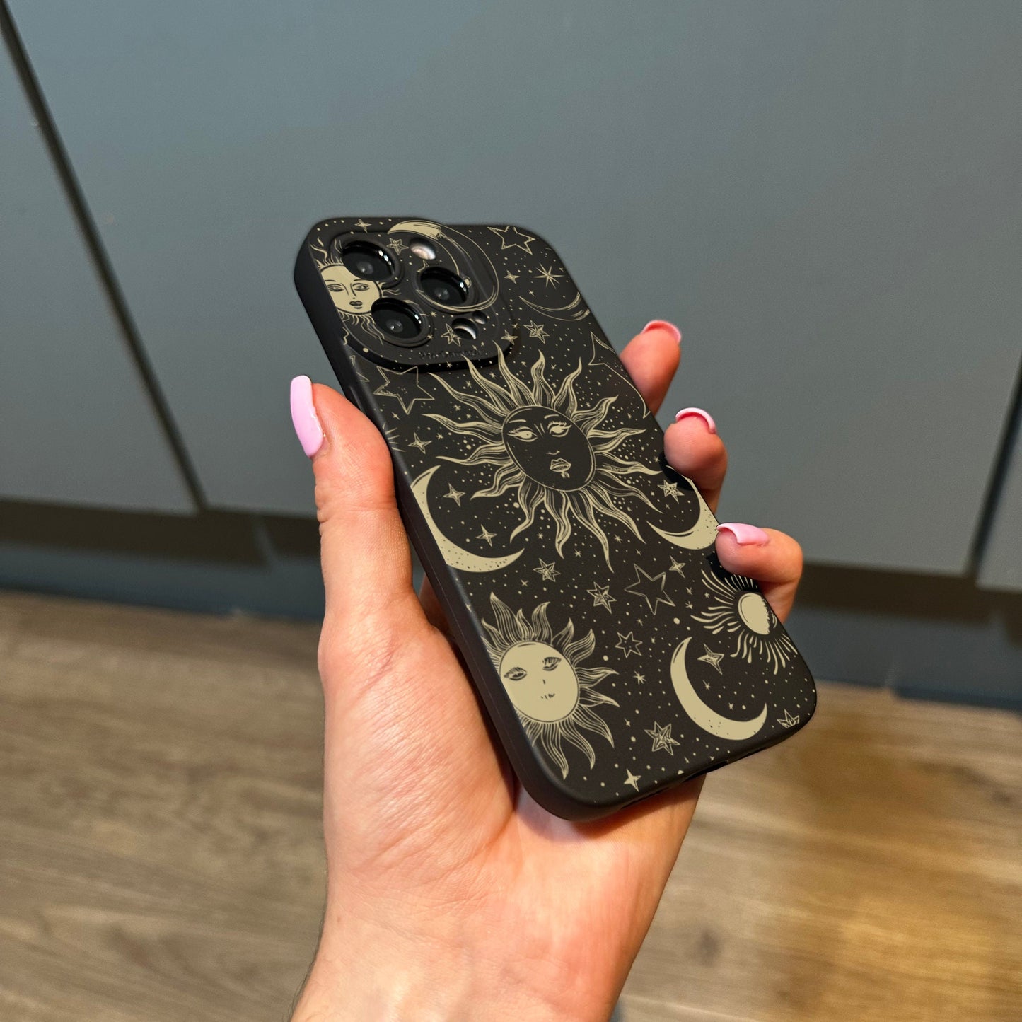 Gold Celestial Moon Sun Star Phone Case for iPhone 15 14 13 12 11 11 Pro Max Mini 7 8 XR XS X Shockproof Phone Cover with Customised Name