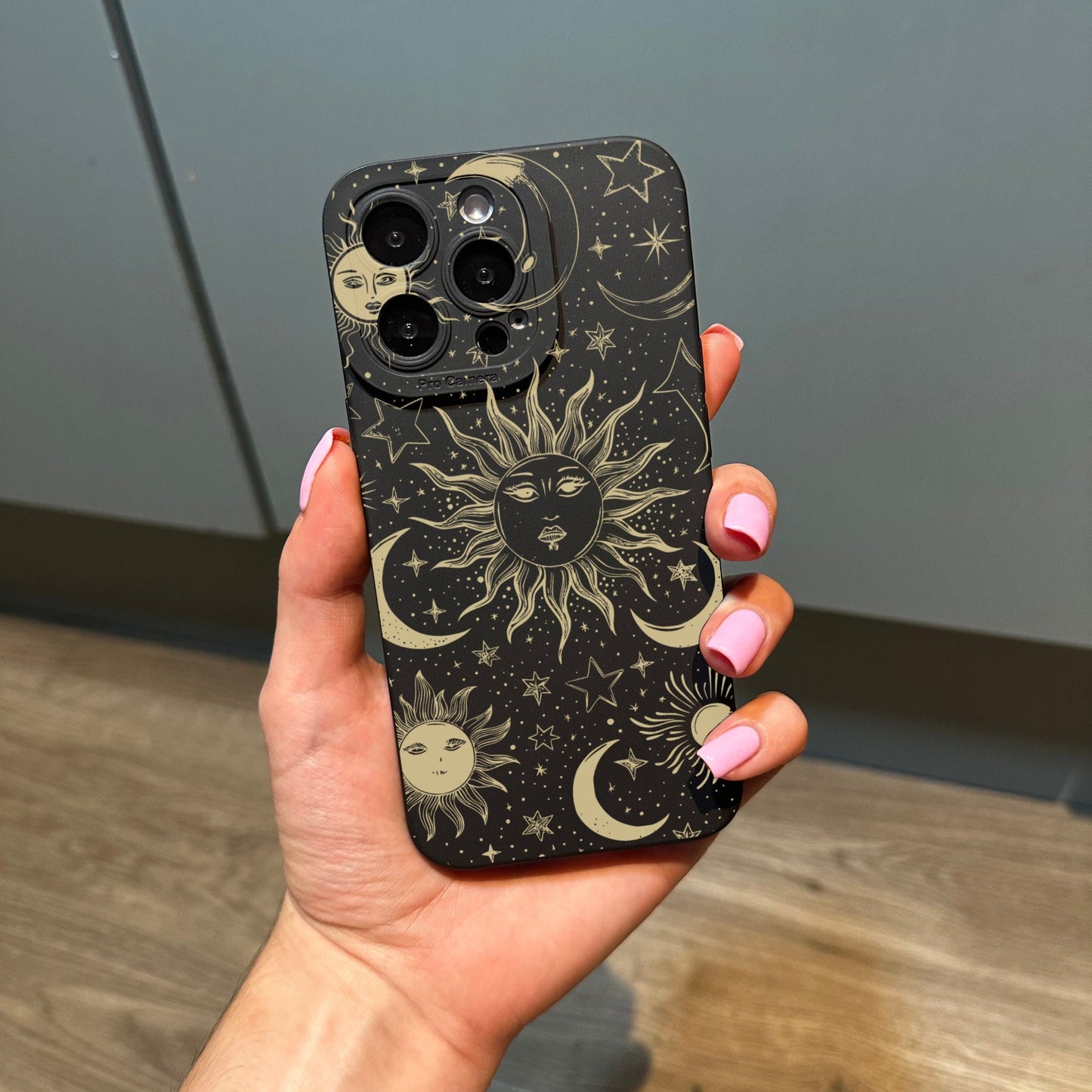 Gold Celestial Moon Sun Star Phone Case for iPhone 15 14 13 12 11 11 Pro Max Mini 7 8 XR XS X Shockproof Phone Cover with Customised Name