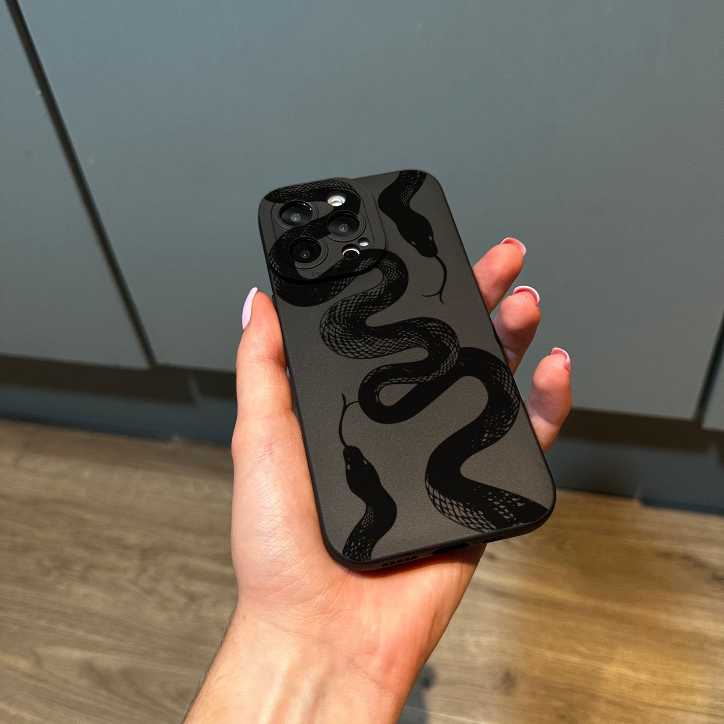 Black Snake Print Phone Case for iPhone 17 16 15 14 13 12 11 11 Pro Max Mini 7 8 XR XS X Shockproof Phone Cover with Customised Name