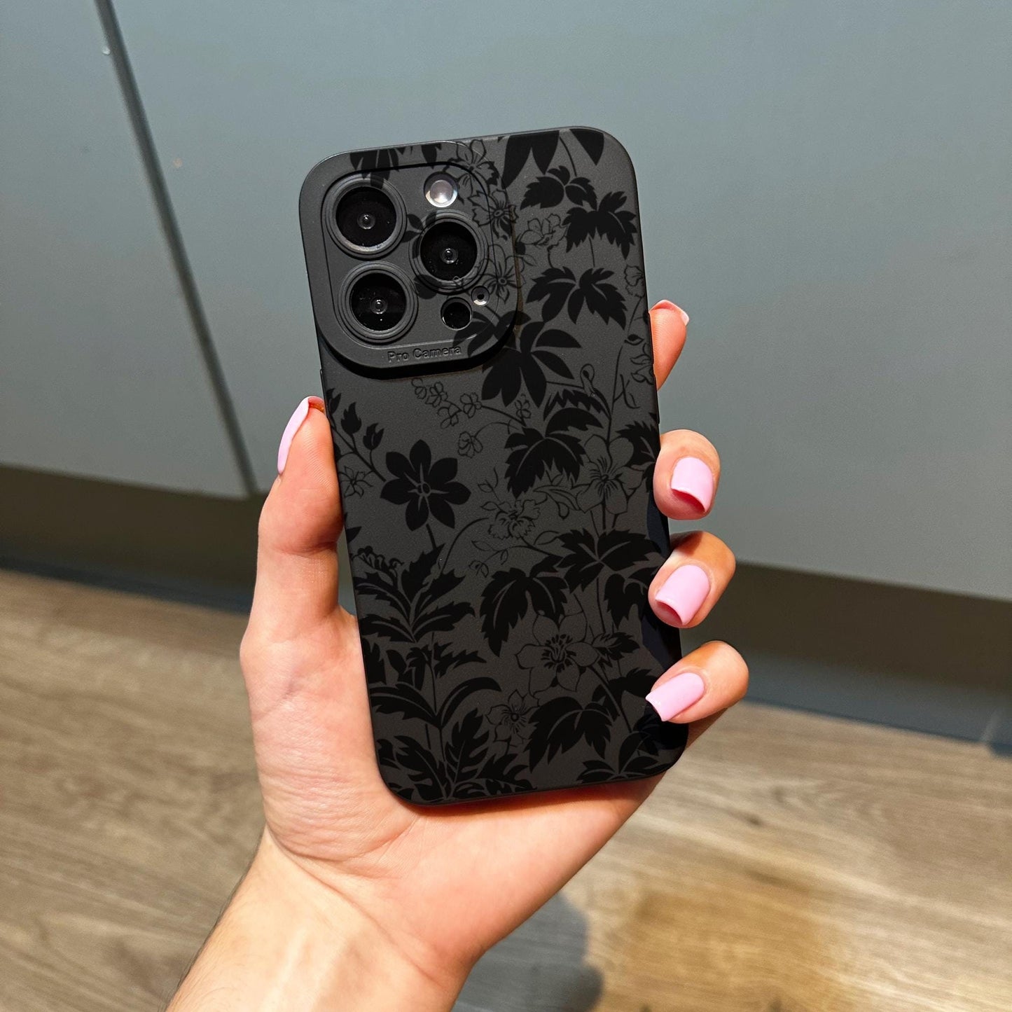 Black Wild Flower Phone Case for iPhone 15 14 13 12 11 11 Pro Max Mini 7 8 XR XS X Shockproof Phone Cover with Customised Name