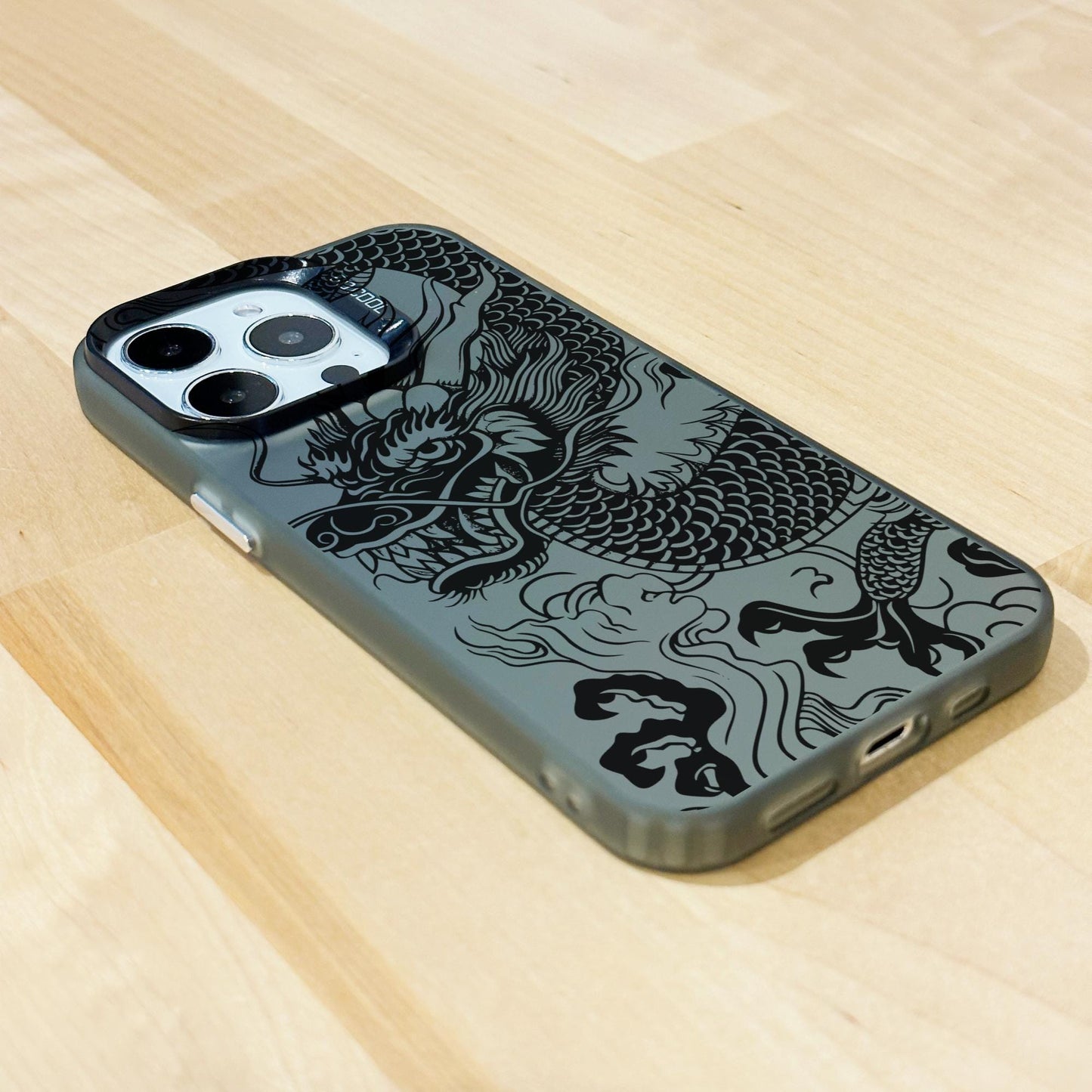 Black Dragon Print Phone Case for iPhone 15 14 13 12 11 11 Pro Max Mini 7 8 XR XS X Shockproof Phone Cover with Customised Name