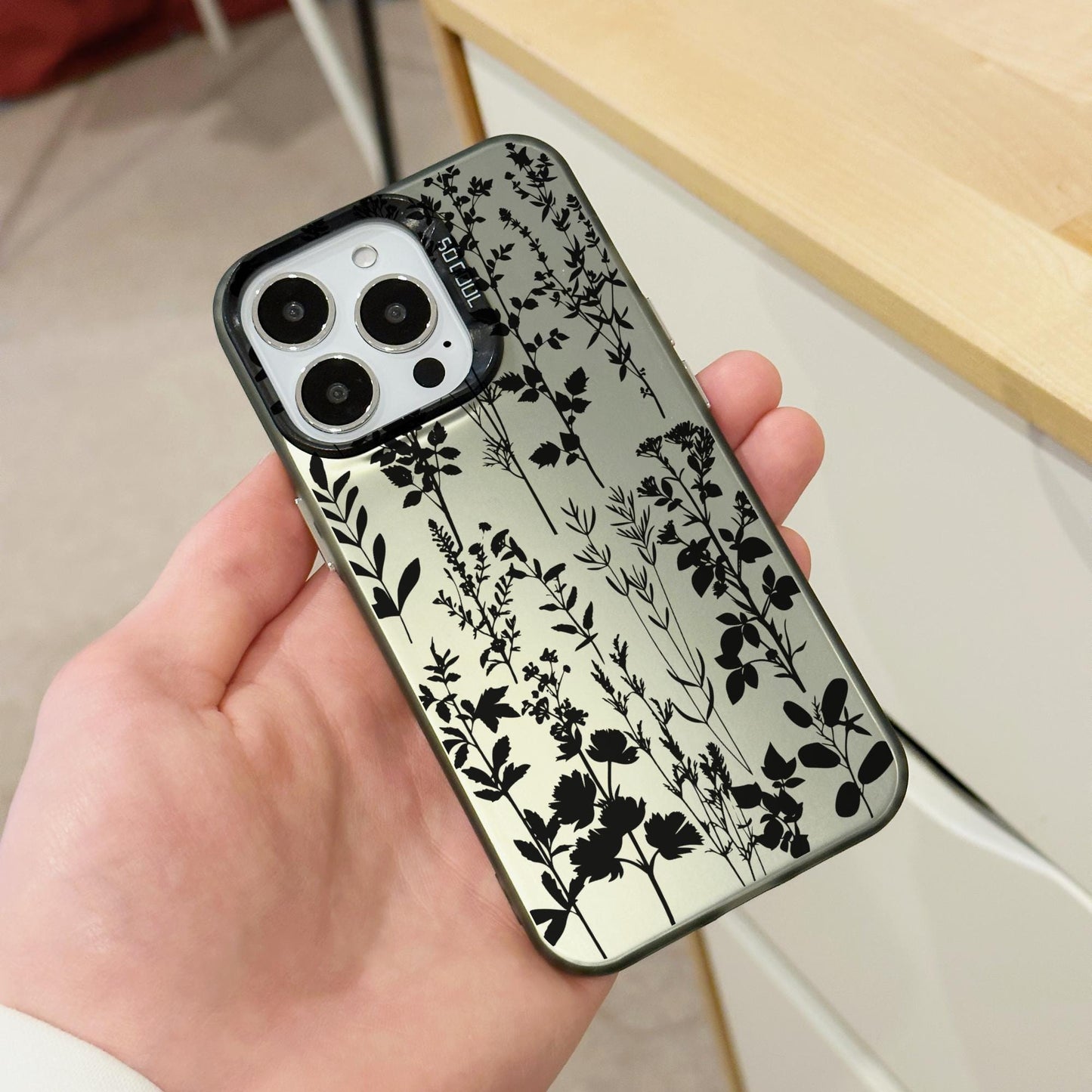 Black Wild Flower Phone Case for iPhone 15 14 13 12 11 11 Pro Max Mini 7 8 XR XS X Shockproof Phone Cover with Customised Name