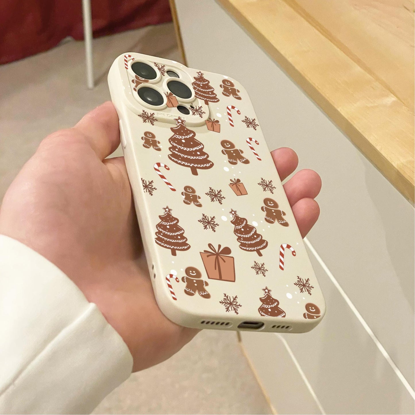 Christmas Tree Gingerbread Pattern Beige Phone Case for iPhone 17 16 15 14 13 12 11 11 Pro Max Mini 7 8 SE XR XS X Shockproof Phone Cover