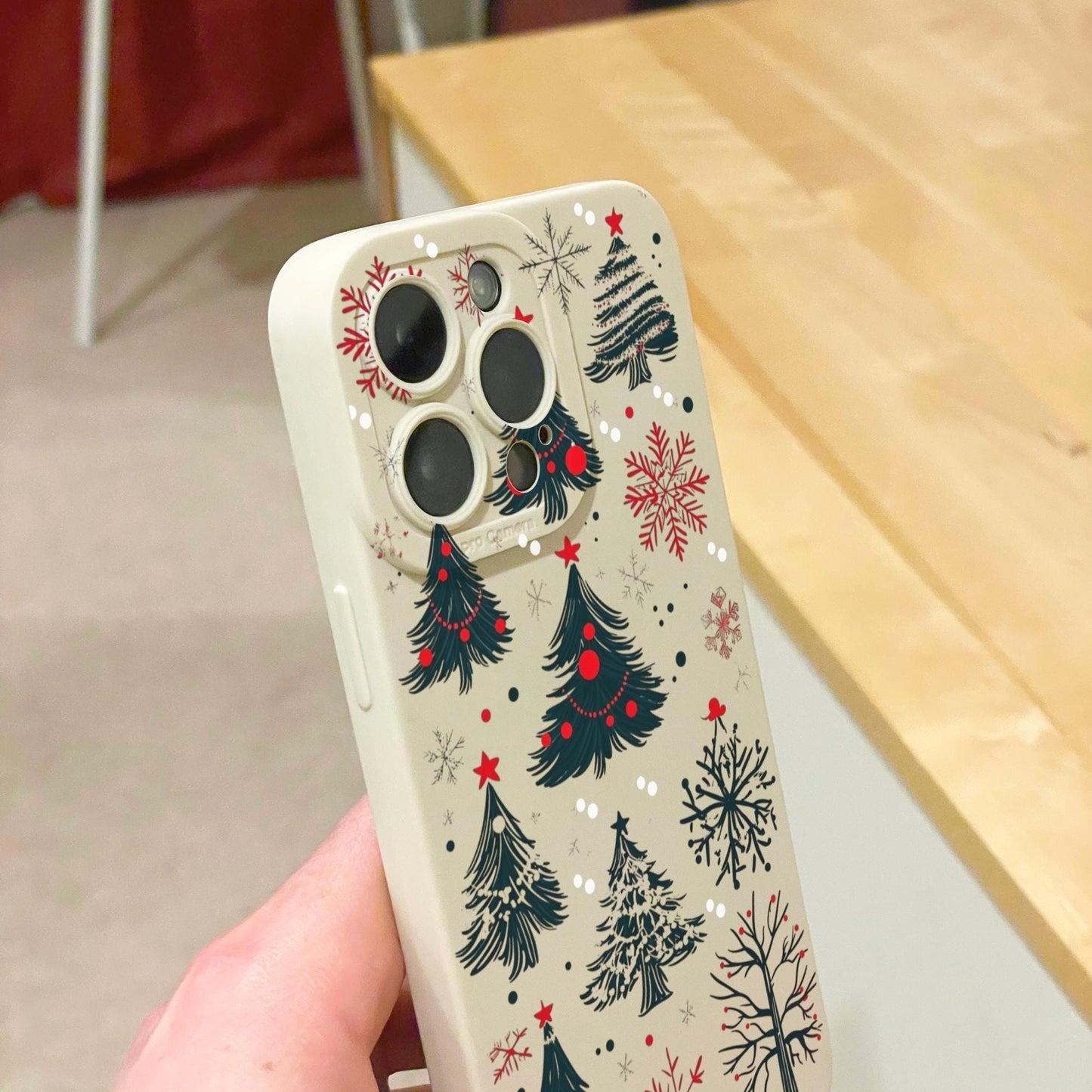 Christmas Tree Snowflake Beige Phone Case for iPhone 16 15 14 13 12 11 11 Pro Max Mini 7 8 SE XR XS X Shockproof Phone Cover