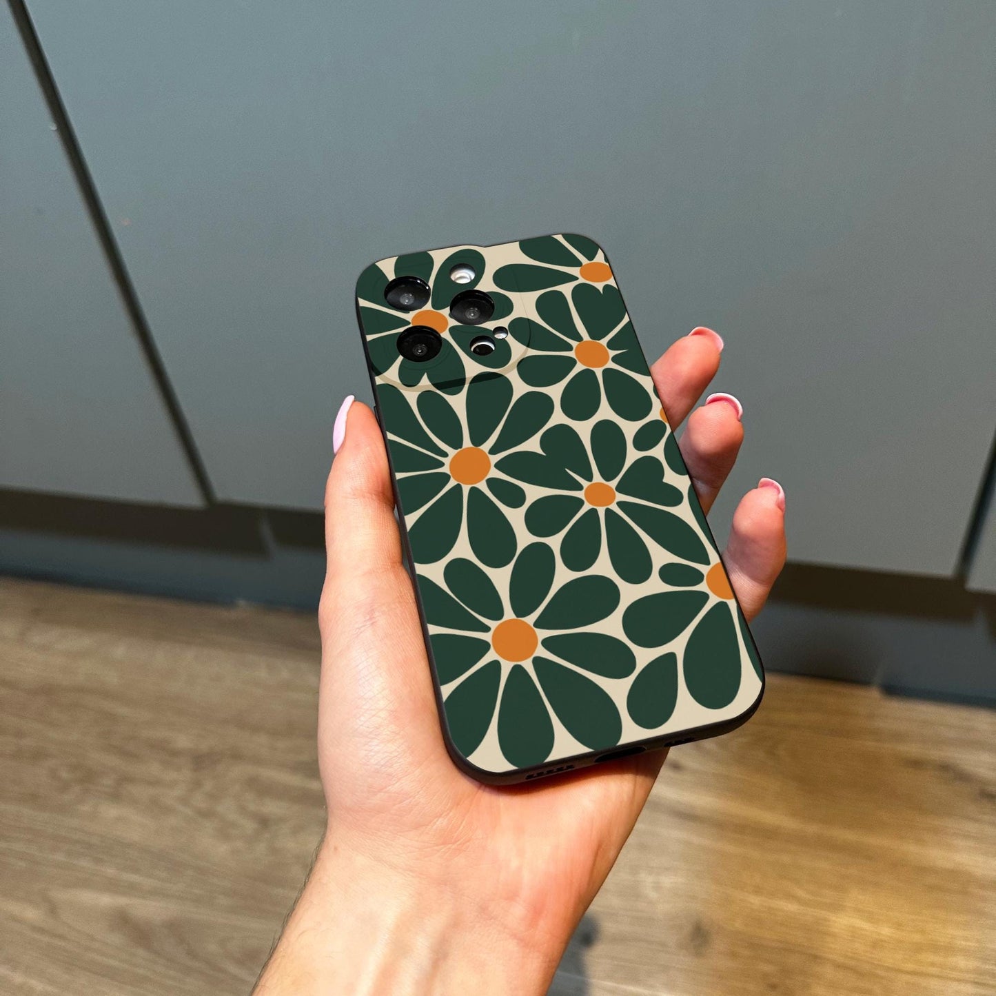 Retro Abstract Floral Print Pattern Phone Case for iPhone 17 16 15 14 13 12 11 11 Pro Max Mini 7 8 XR X Shockproof Phone Cover Custom Name