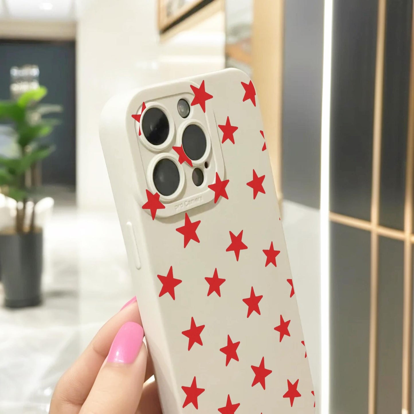 Red Star Pattern Beige Phone Case for iPhone 16 15 14 13 12 11 11 Pro Max Mini 7 8 XR XS X Shockproof Phone Cover with Personalised Name