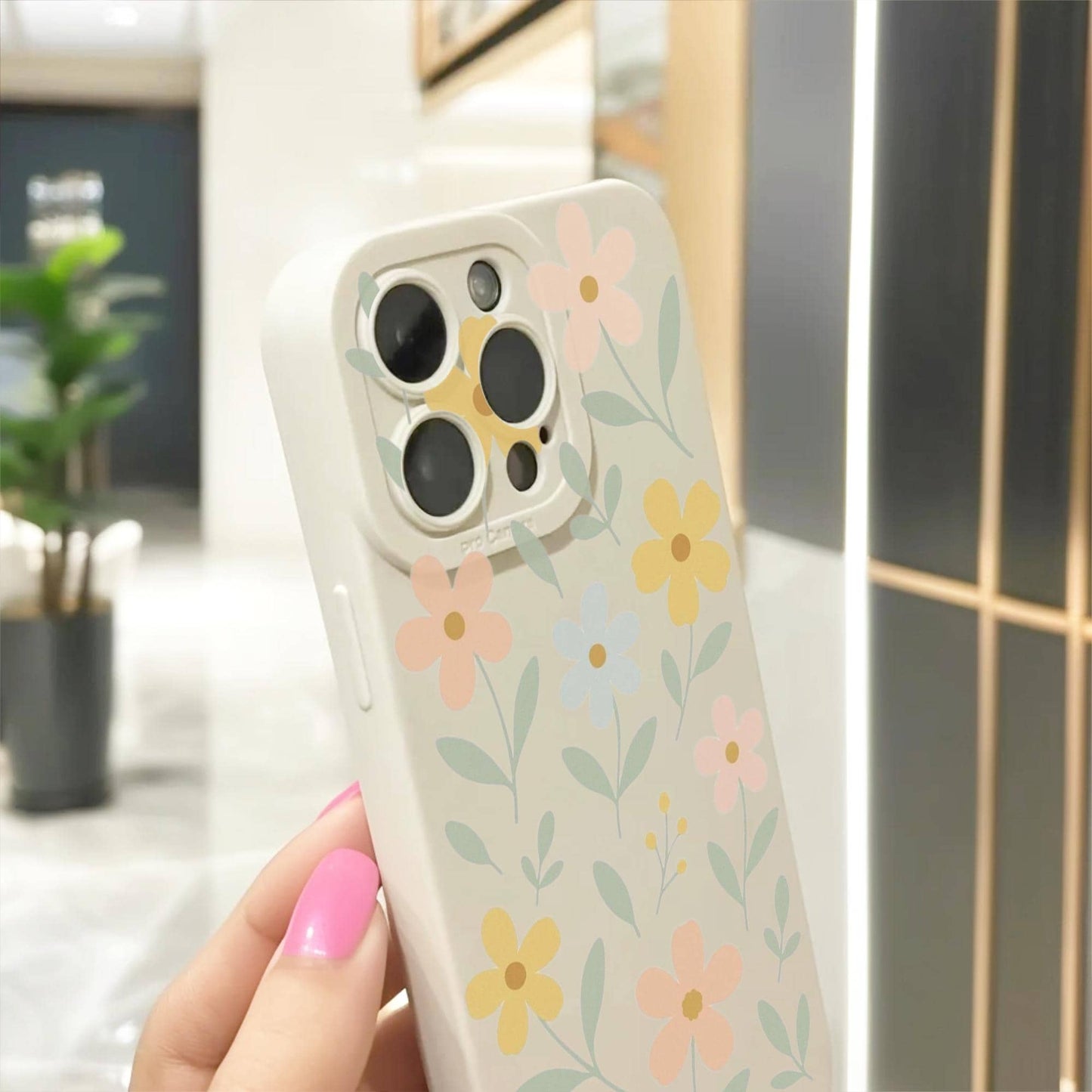 Floral Flower Pattern Beige Phone Case for iPhone 17 16 15 14 13 12 11 11 Pro Max Mini 7 8 XR XS X Shockproof Phone Cover with Custom Name