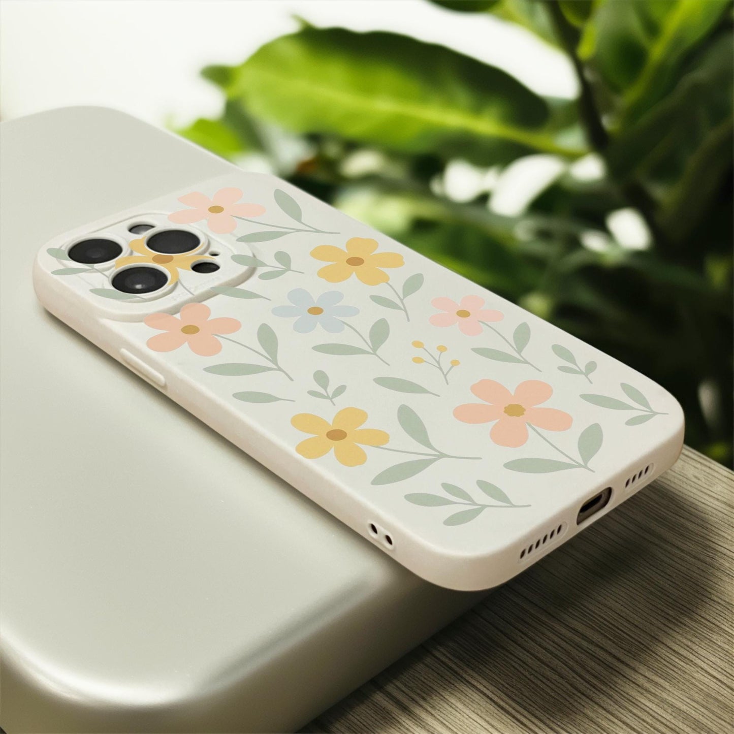 Floral Flower Pattern Beige Phone Case for iPhone 17 16 15 14 13 12 11 11 Pro Max Mini 7 8 XR XS X Shockproof Phone Cover with Custom Name