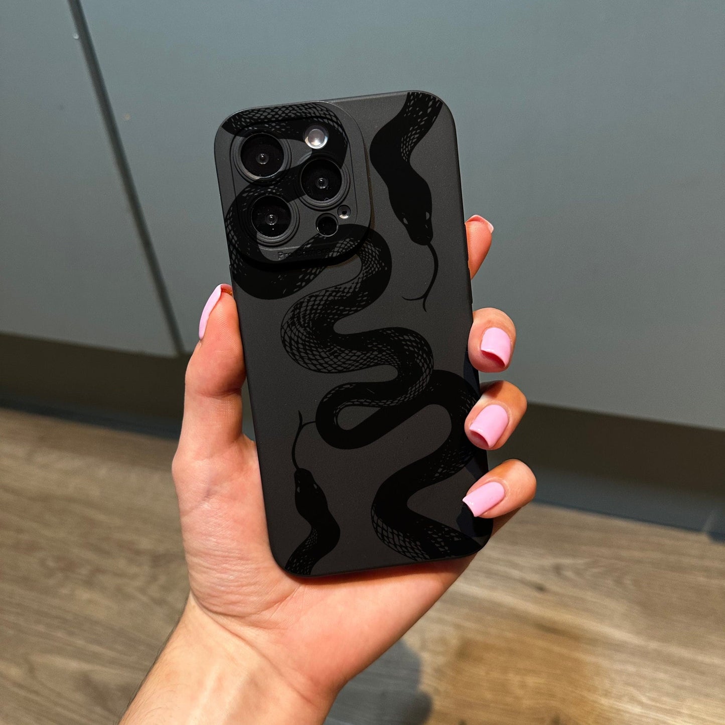 Black Snake Print Phone Case for iPhone 17 16 15 14 13 12 11 11 Pro Max Mini 7 8 XR XS X Shockproof Phone Cover with Customised Name