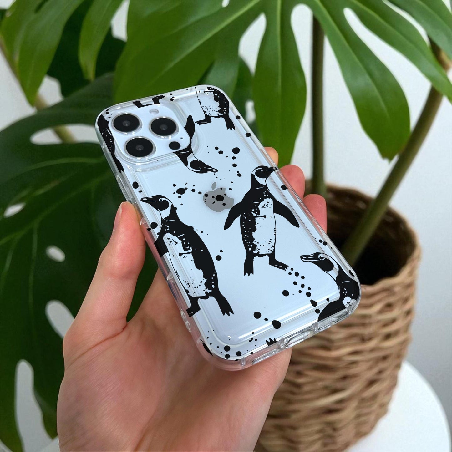 Penguin Print Clear Phone Case for iPhone 17 16 15 14 13 12 11 11 Pro Max Mini 7 8 XR XS X Shockproof Silicone Phone Cover with Custom Name