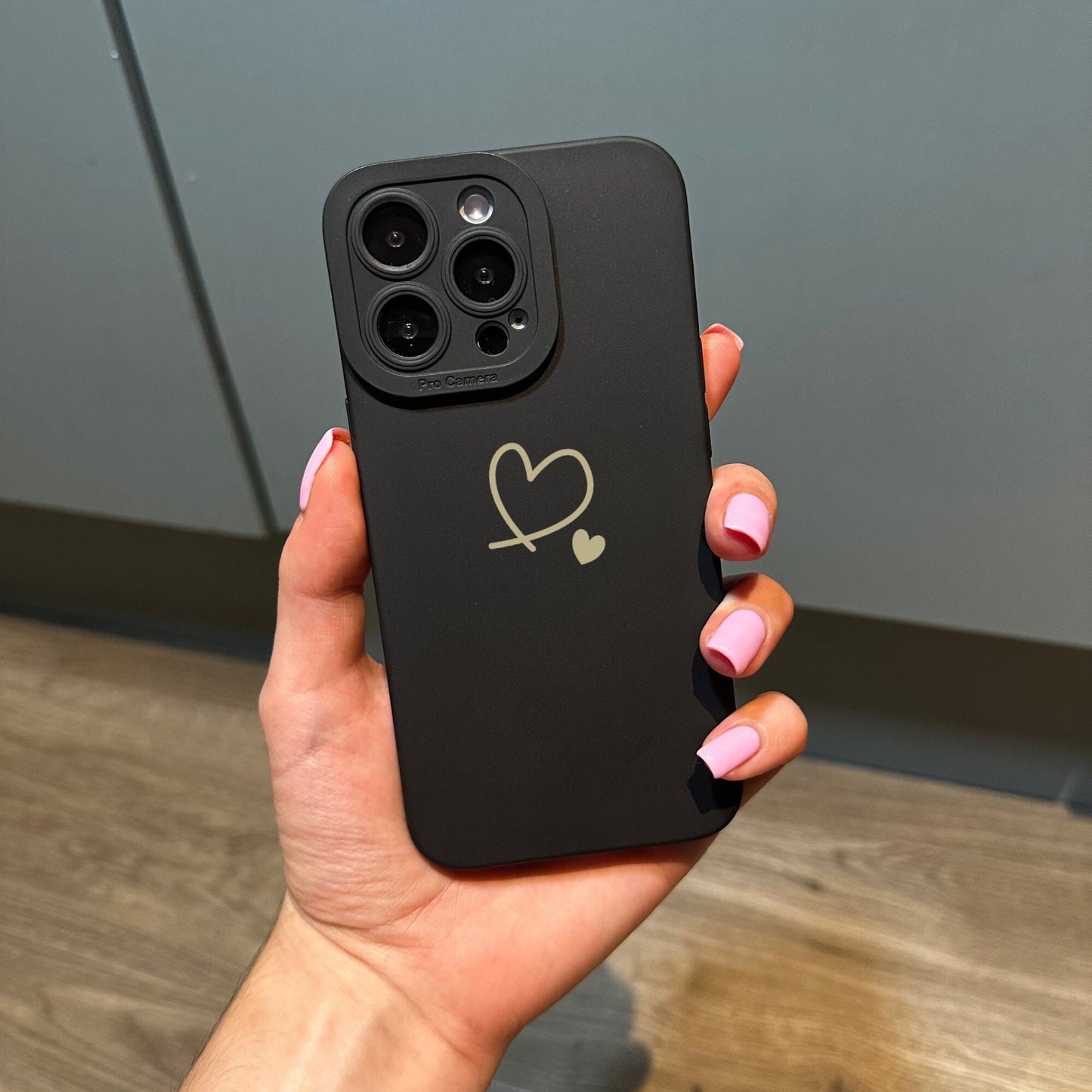 Gold Love Heart Phone Case with Heart for iPhone 17 16 15 14 13 12 11 11 Pro Max Mini 7 8 XR XS X Shockproof Phone Cover Customised Name