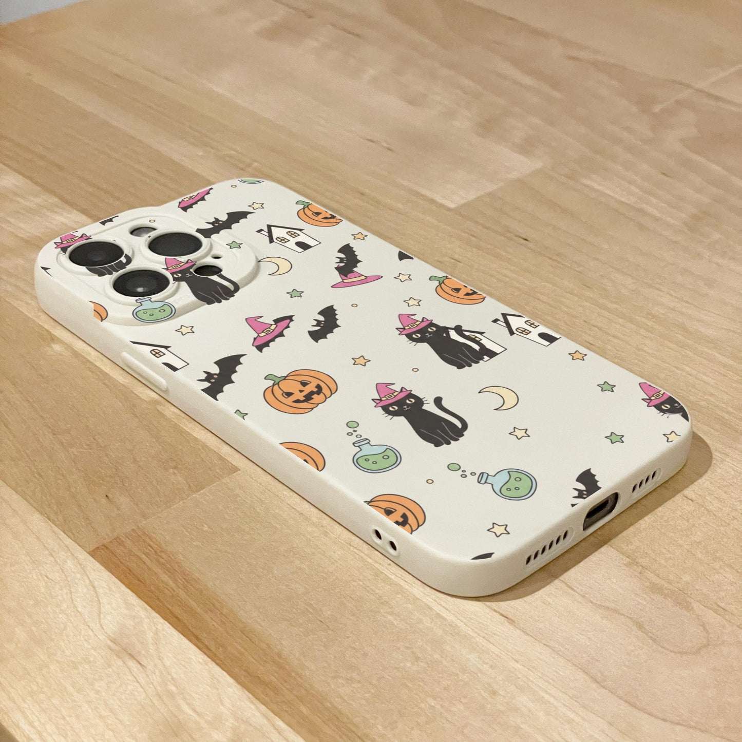 Halloween Bat Pumpkin Cat Beige Phone Case for iPhone 17 16 15 14 13 12 11 11 Pro Max Mini 7 8 XR XS X Shockproof Phone Cover Custom Name