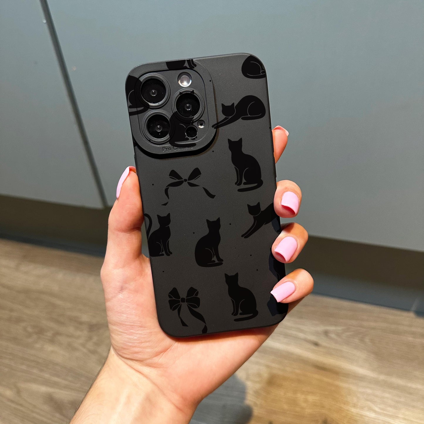 Cat Bow Black Phone Case for iPhone 17 16 15 14 13 12 11 11 Pro Max Mini 7 8 XR XS X Shockproof Phone Cover with Customised Name