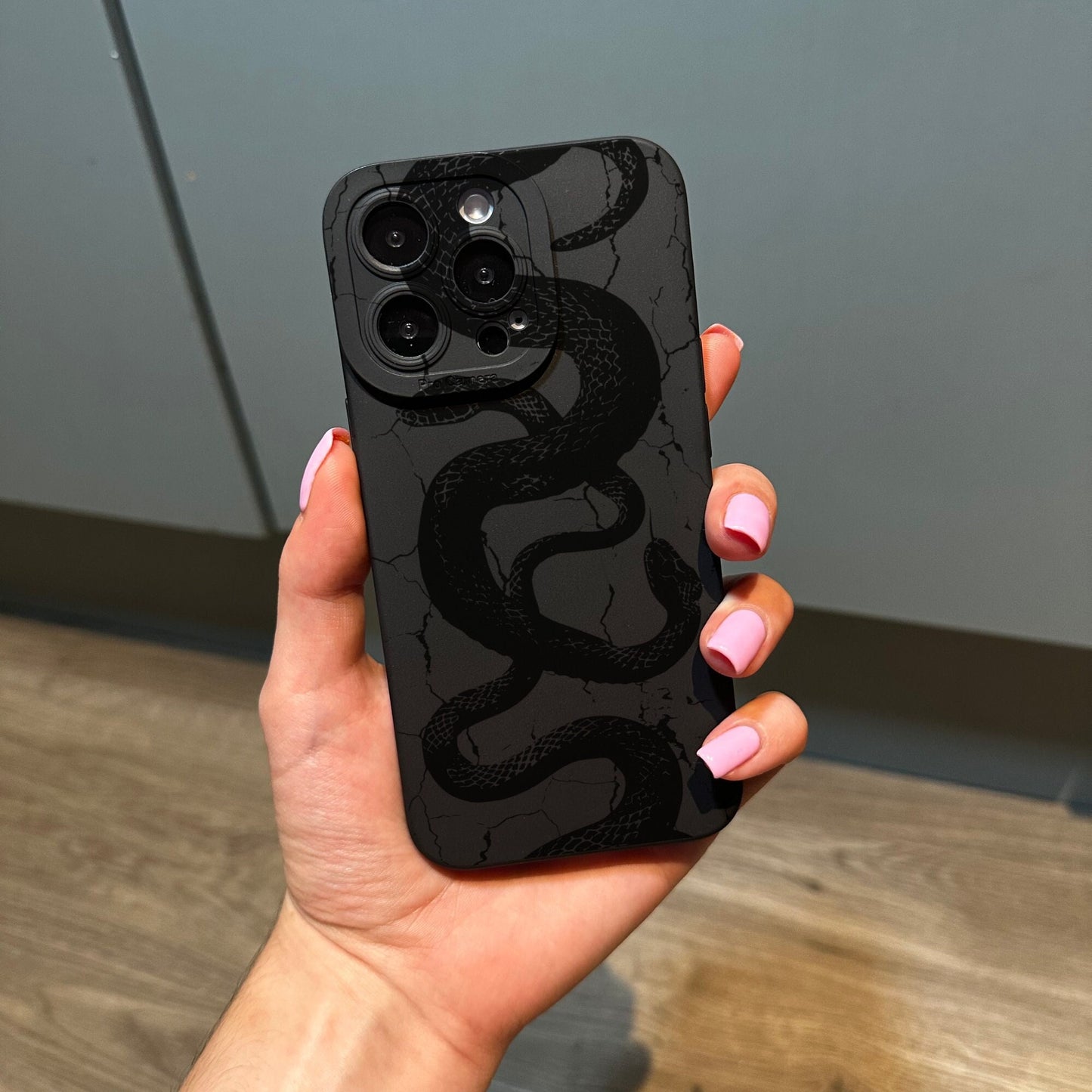 Black Snake Print Phone Case for iPhone 17 16 15 14 13 12 11 11 Pro Max Mini 7 8 XR XS X Shockproof Phone Cover with Customised Name
