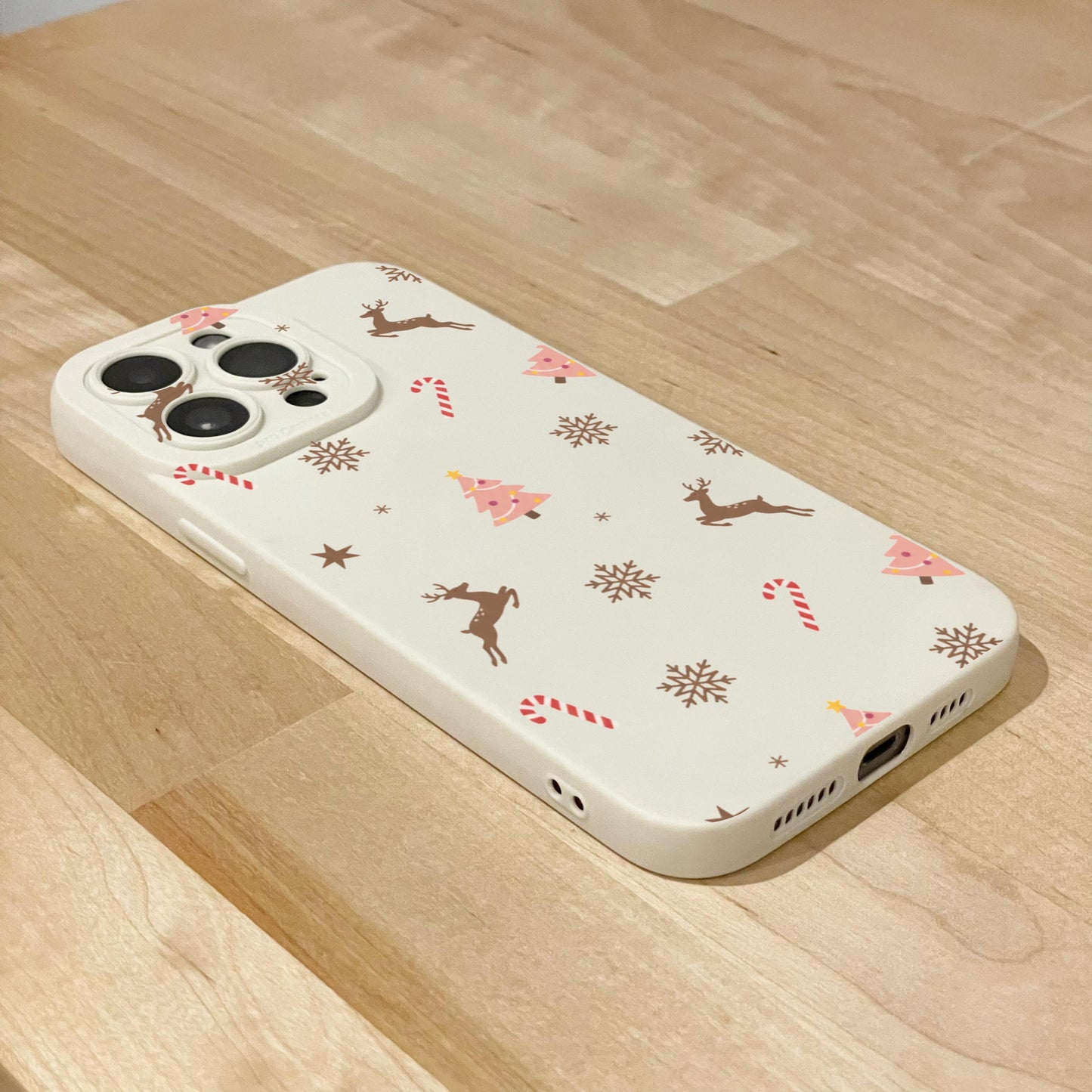 Christmas Tree Snowflake Reindeer Beige Phone Case for iPhone 17 16 15 14 13 12 11 11 Pro Max Mini 7 8 XR XS X Shockproof Phone Cover Custom